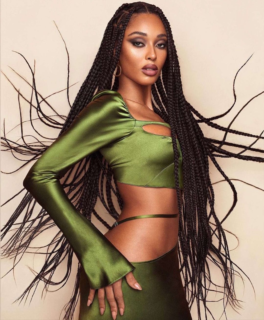 Braid-style for Emilie Durd from Luke's Instagram